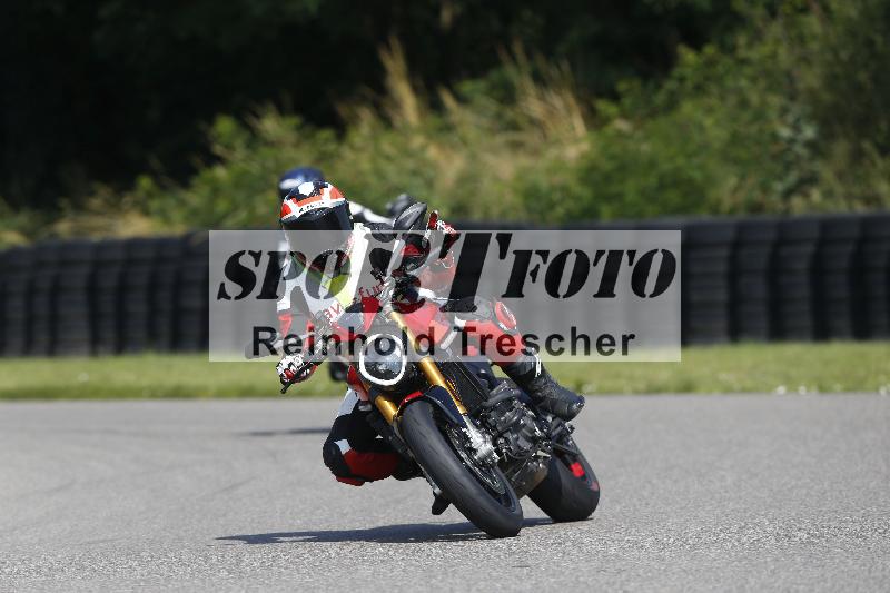 /Archiv-2025/26 11.06.2025 Peter Studer have fun ADR/Gruppe blau/team